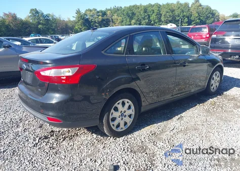 2012 Ford Focus Se z USA, uszkodzony, nr VIN 1FAHP3F23CL146779